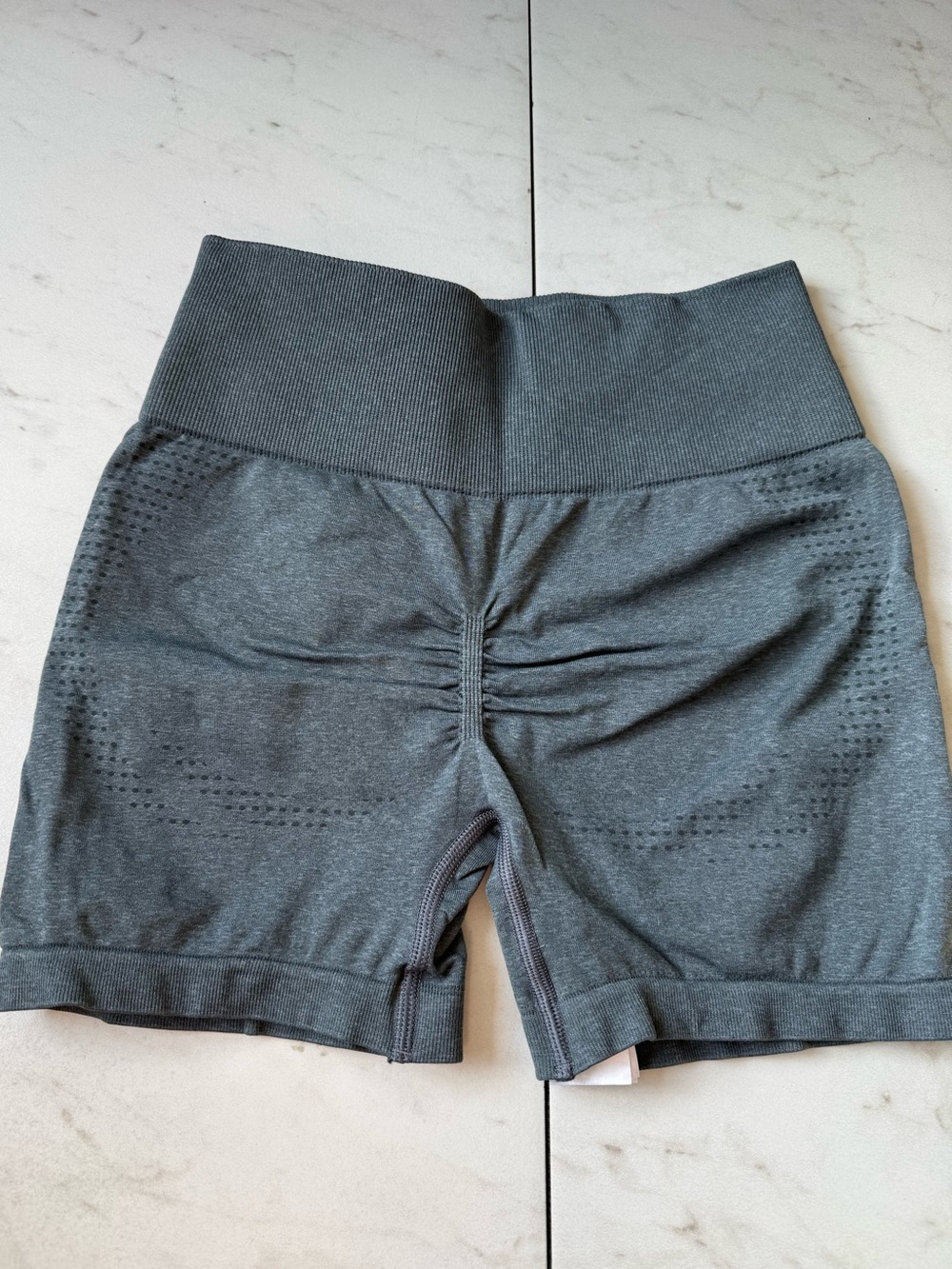 GYMSHARK Vital Sculpt Seamless Shorts - Gray - Size Small